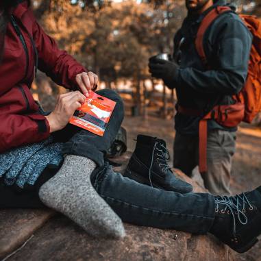 THAW DISPOSAL TOE WARMERS